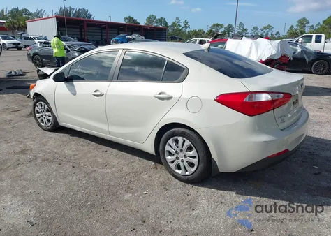 2015 Kia Forte Lx z USA, uszkodzony, nr VIN KNAFK4A67F5312288
